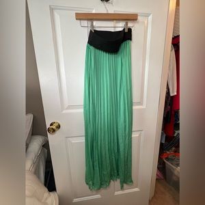 Zara Maxi Skirt green